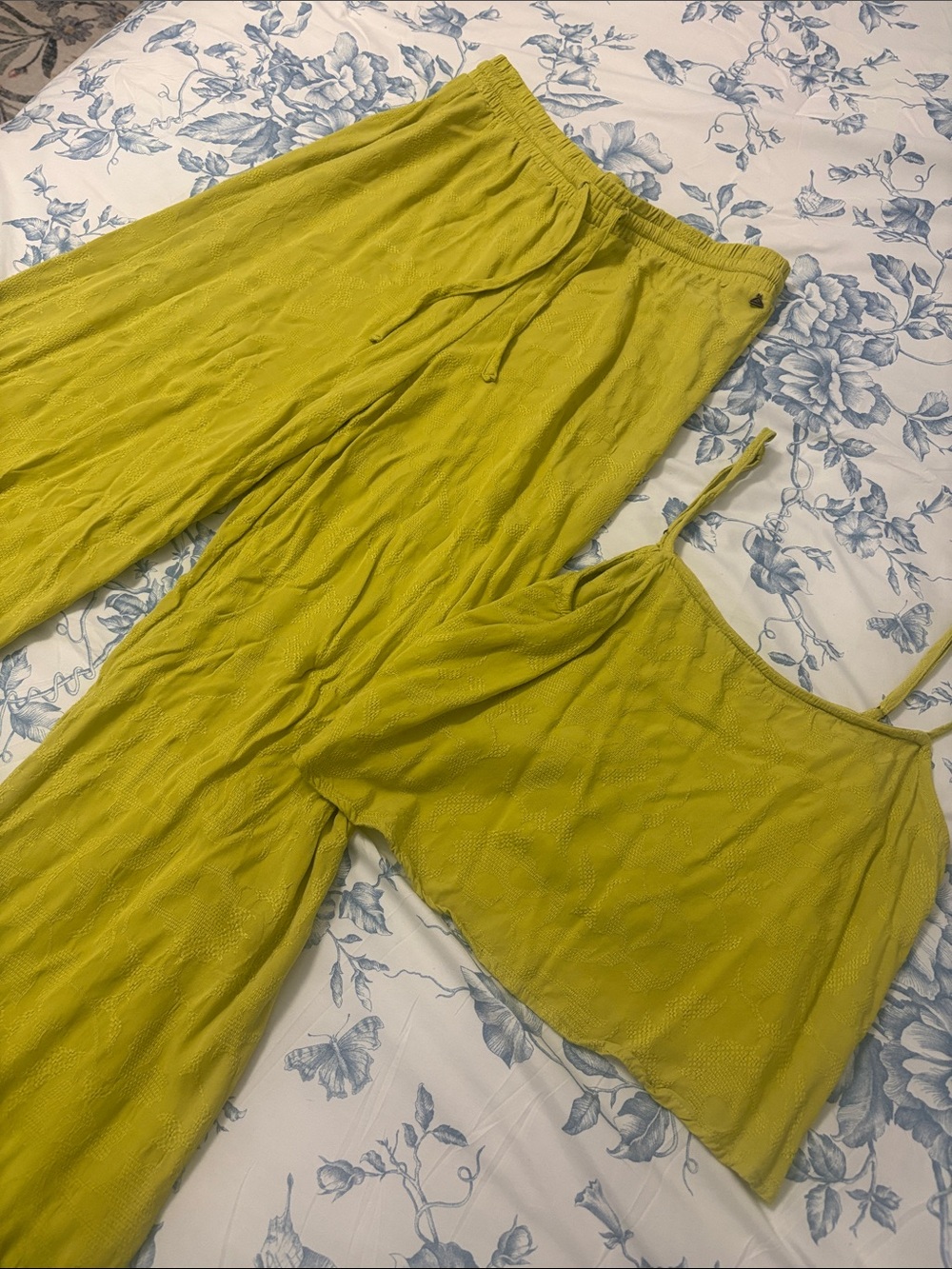 Reef Vacation Beachy Bright Green Set - XS&S Flowy Pants & Cropped Tank Top